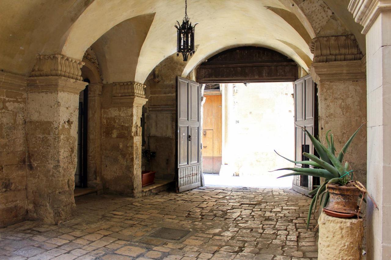 B&B Palazzo Sambiasi Lecce Zewnętrze zdjęcie